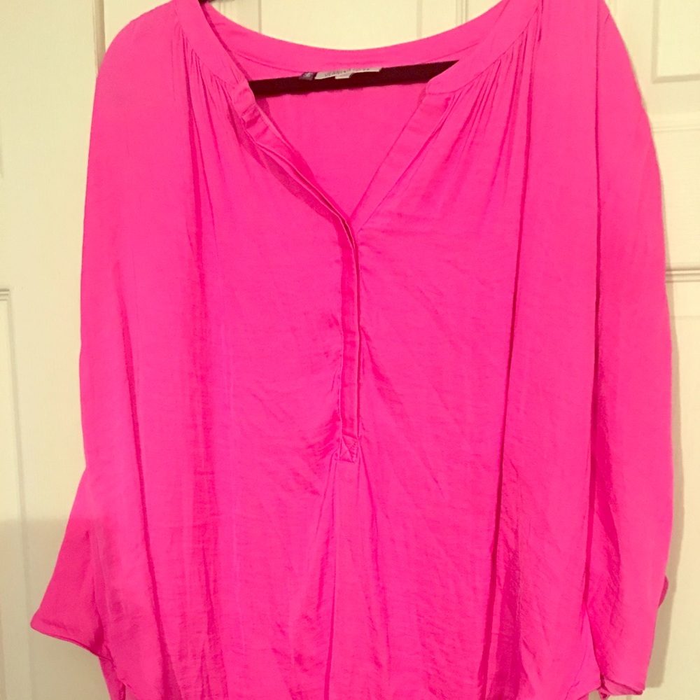 Hot pink jlo shirt